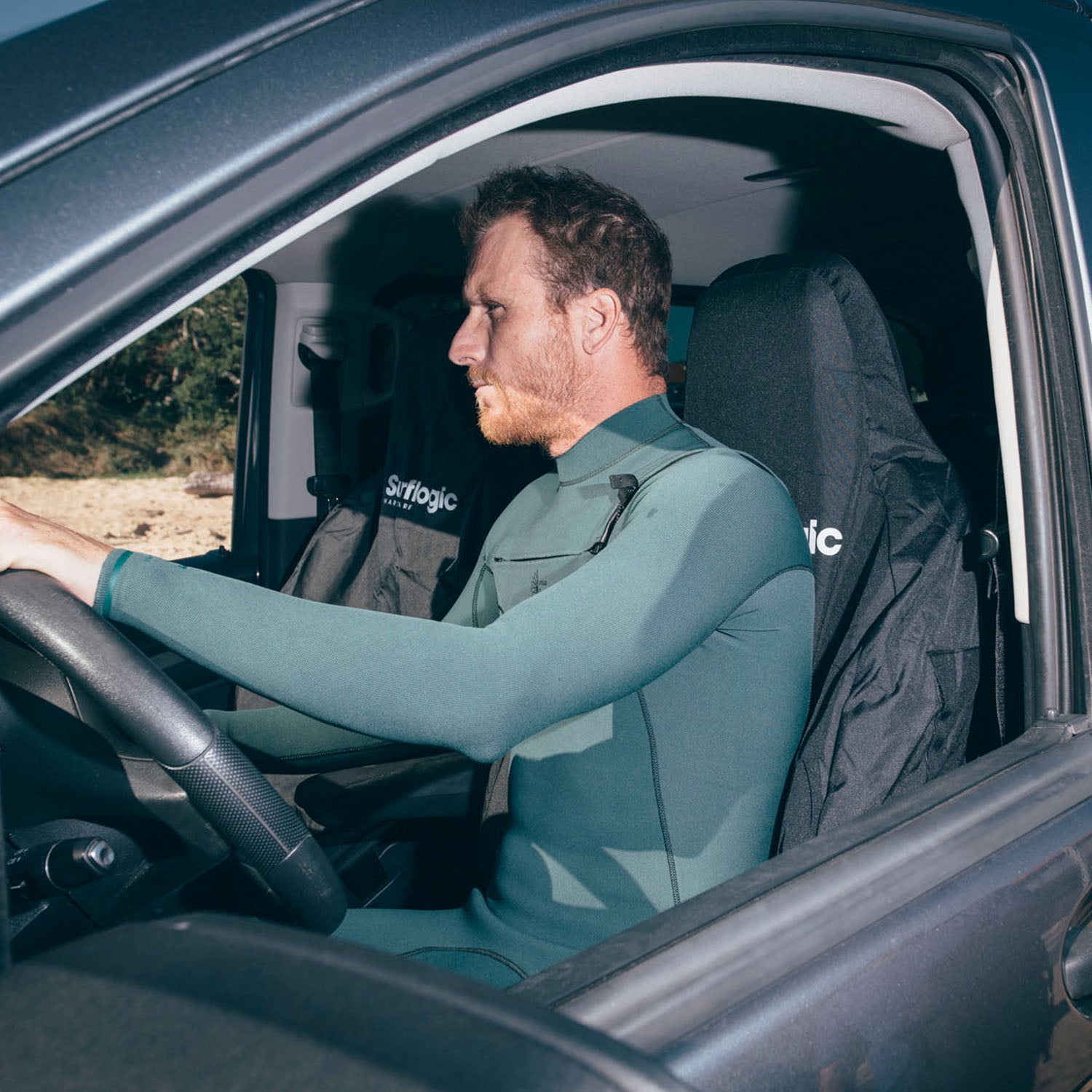 Surflogic | Car Seat Cover - Noir Cyan